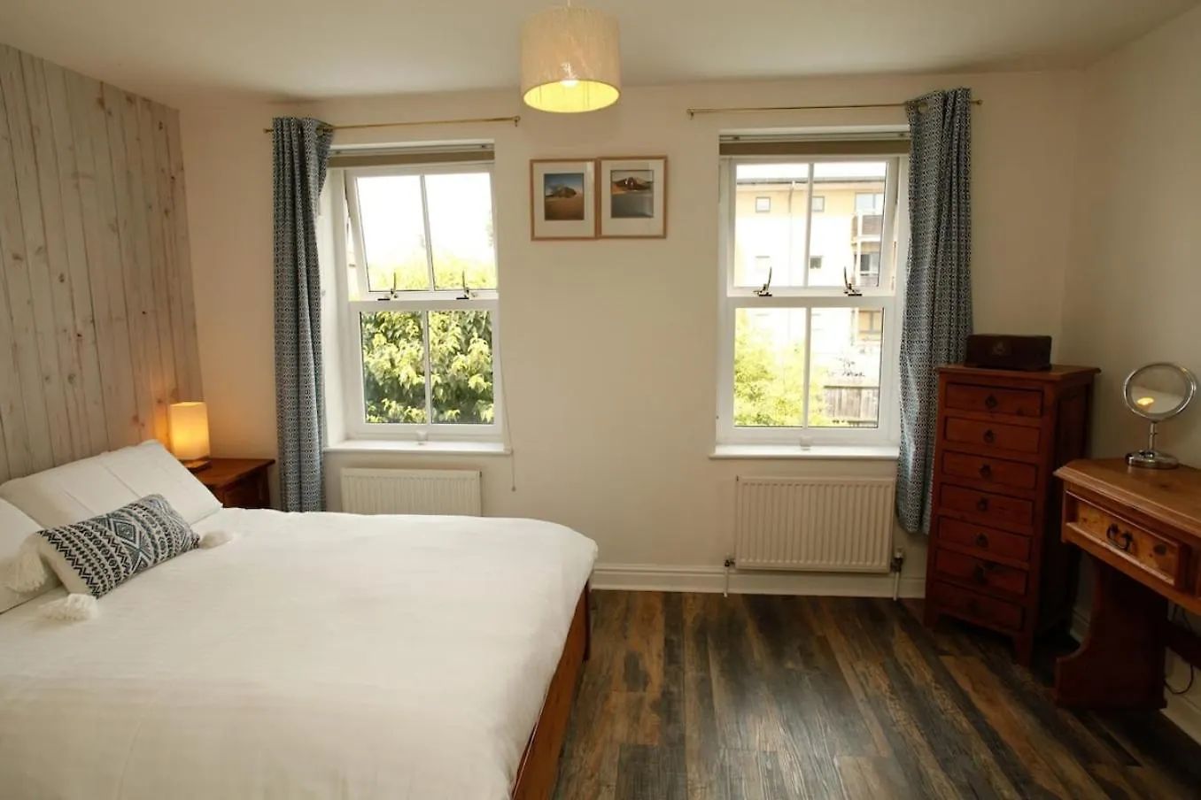 Stunning, Stylish, Peaceful House Near Station - Cambridge Homehost 0*,