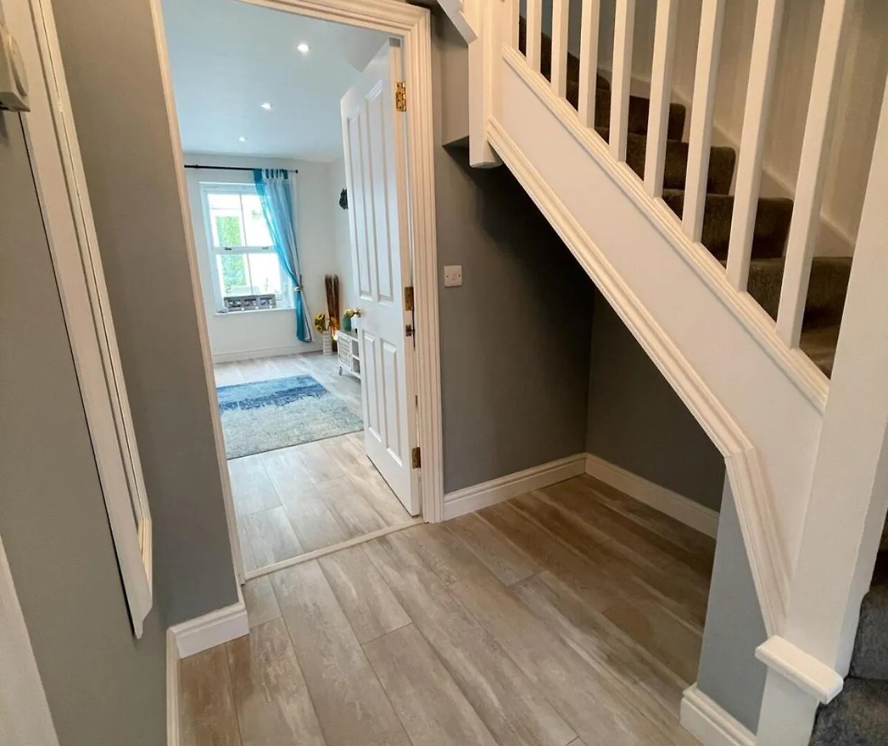 Stunning, Stylish, Peaceful House Near Station - Cambridge Homehost Storbritannien